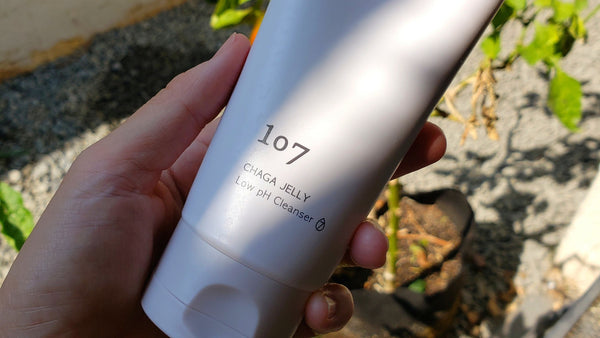 Low pH Life: Why I Love 107 CHAGA JELLY Low pH Cleanser